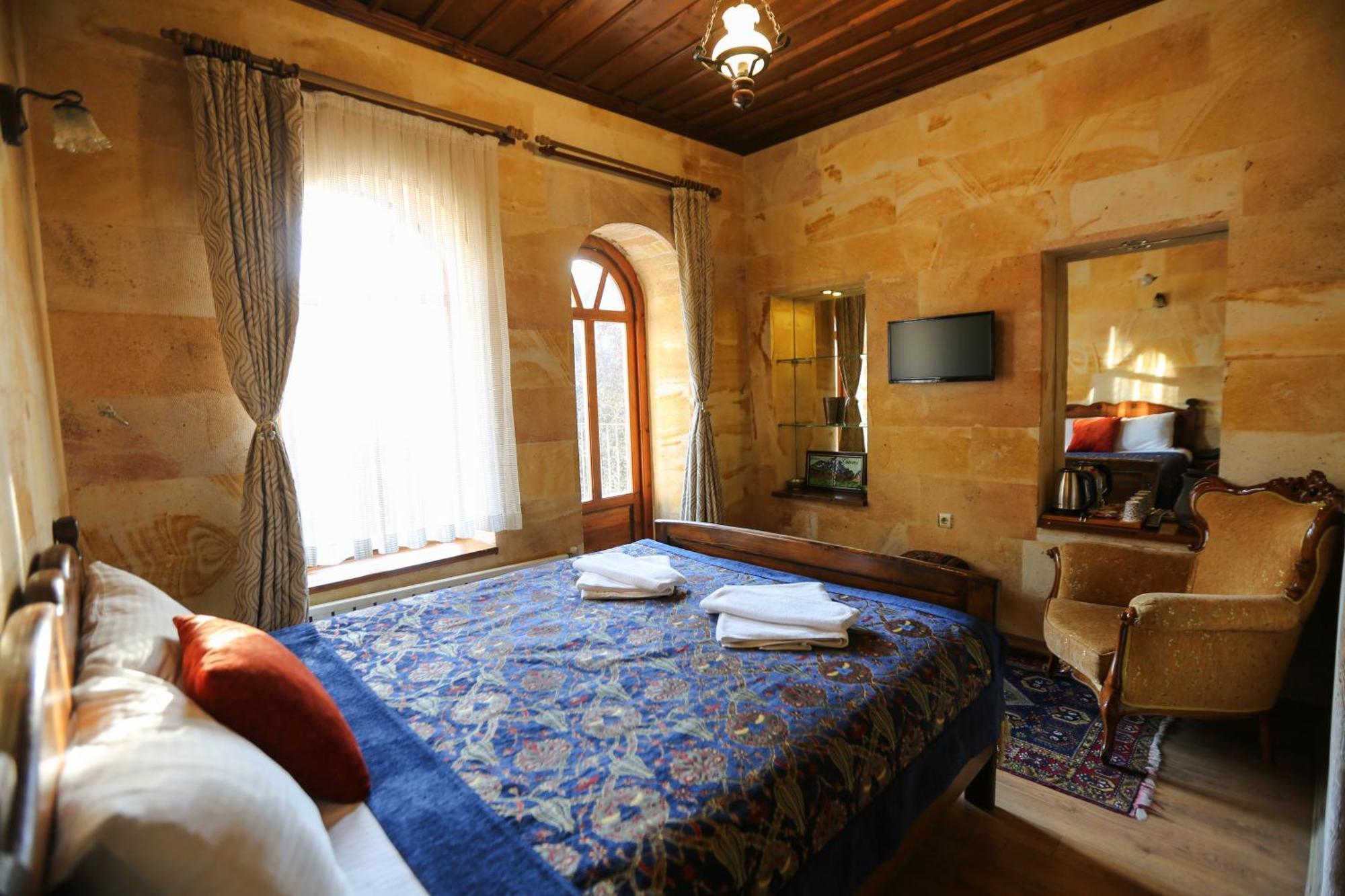 Akuzun Stone Hotel Юргюп Екстериор снимка