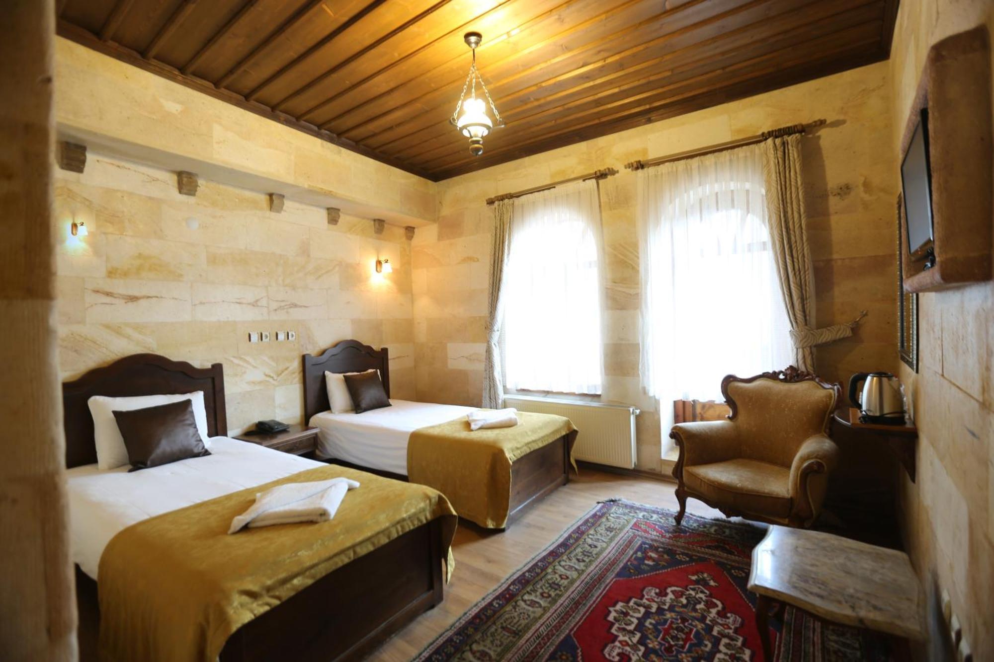 Akuzun Stone Hotel Юргюп Екстериор снимка