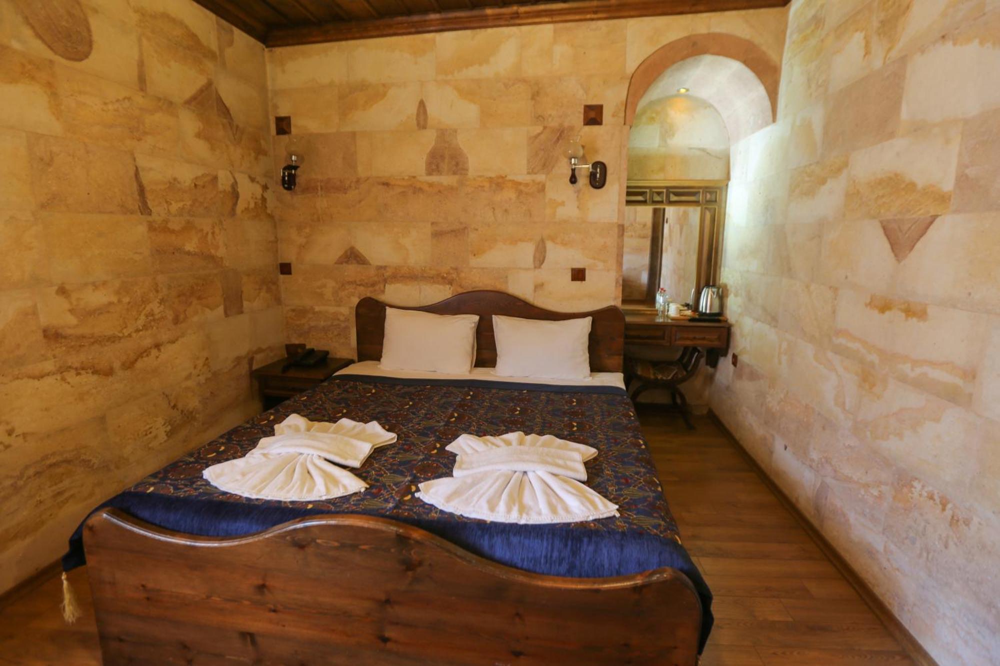 Akuzun Stone Hotel Юргюп Екстериор снимка