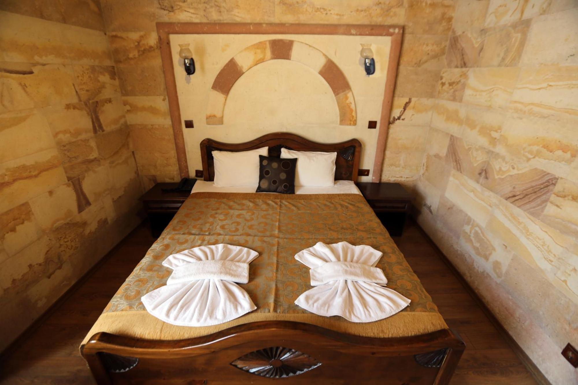 Akuzun Stone Hotel Юргюп Екстериор снимка