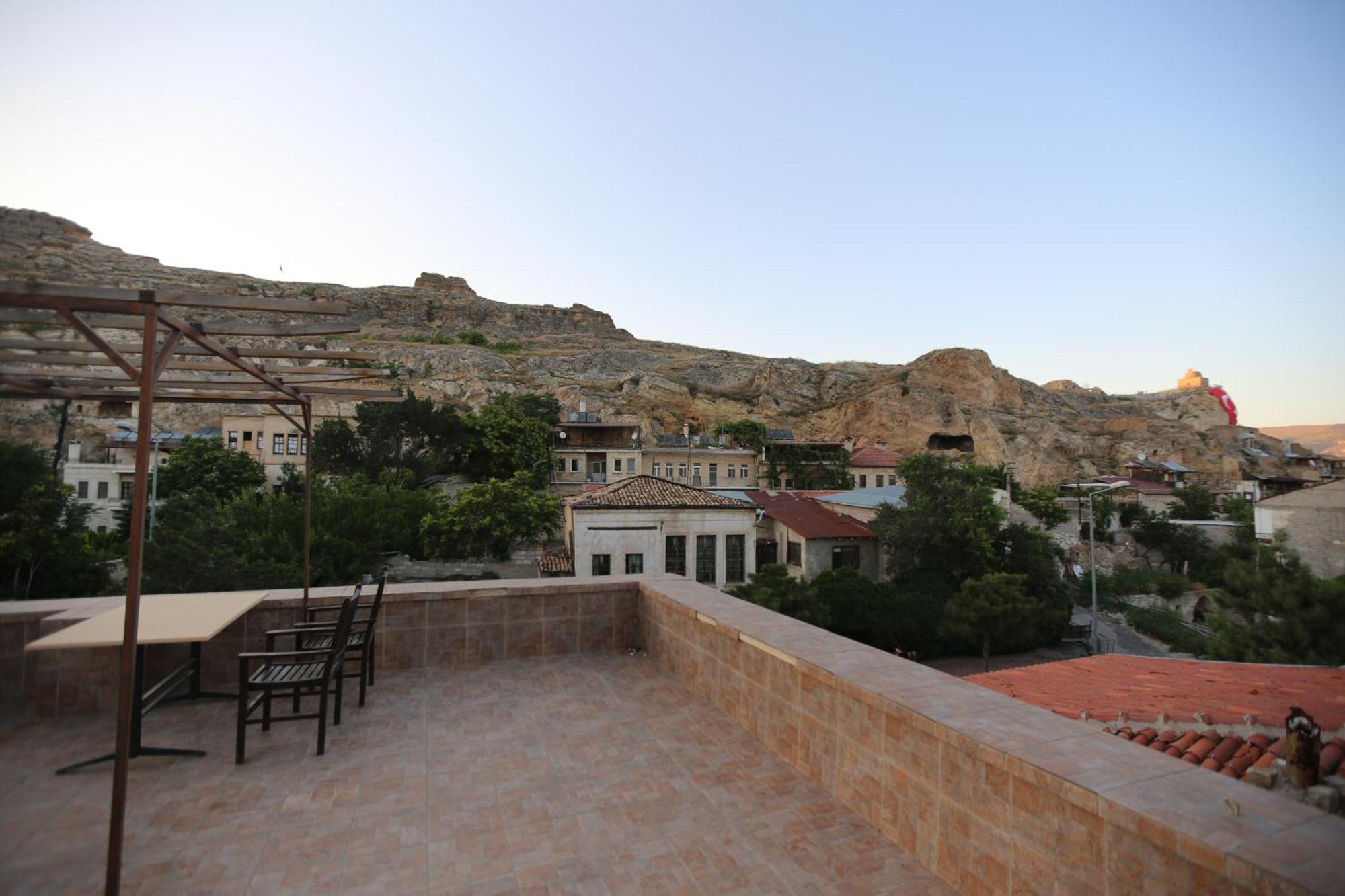 Akuzun Stone Hotel Юргюп Екстериор снимка