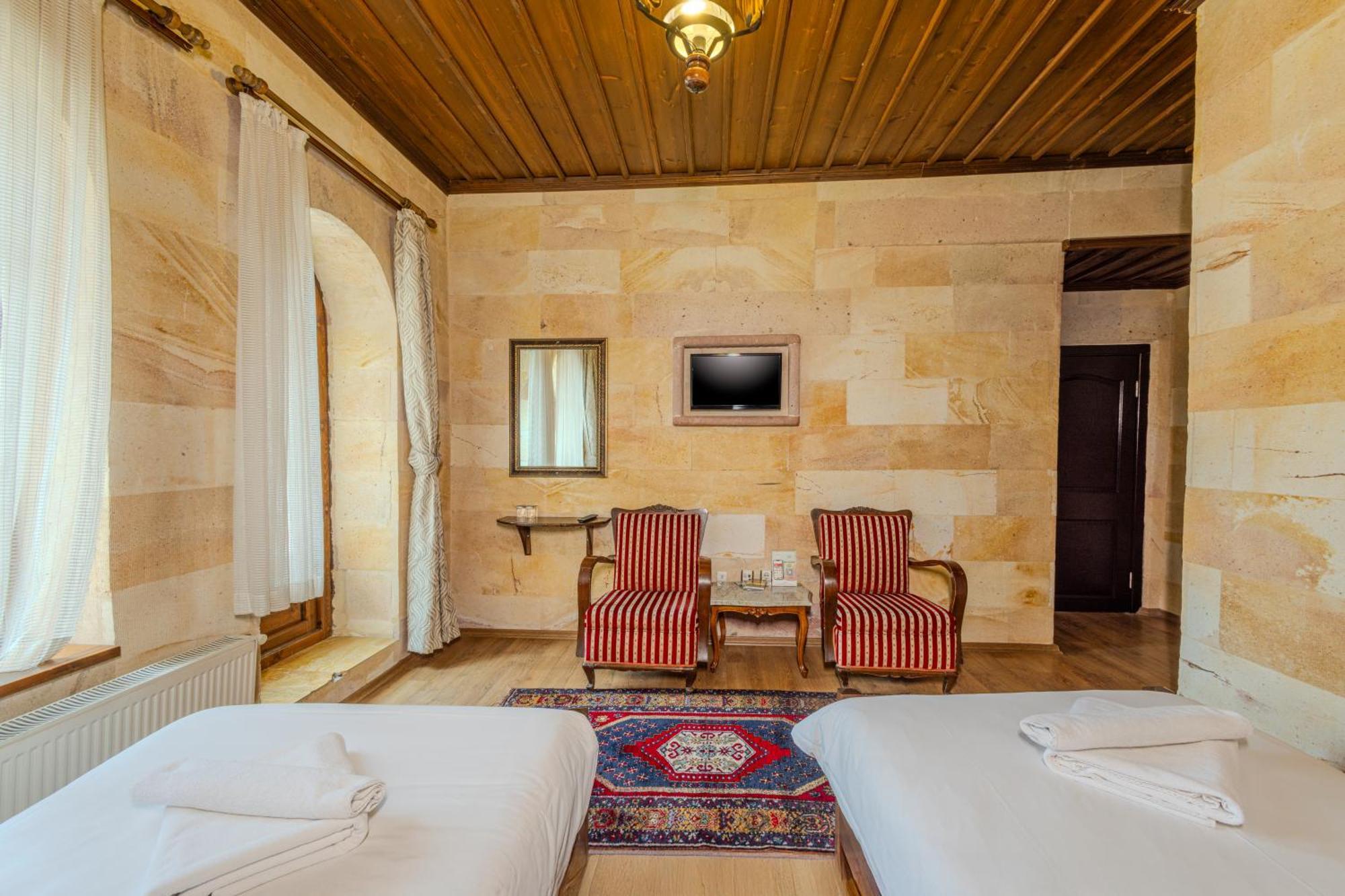 Akuzun Stone Hotel Юргюп Екстериор снимка